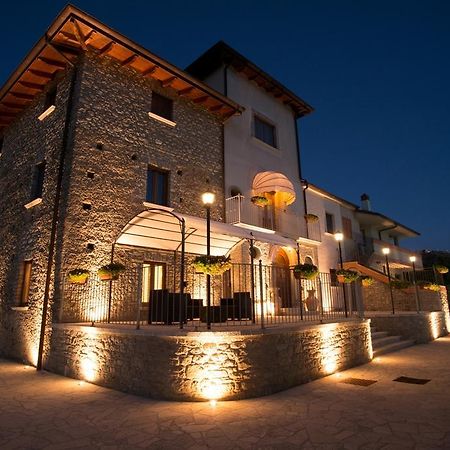 Agriturismo U' Casinu Da Scala 캄포라산지오바니 외부 사진
