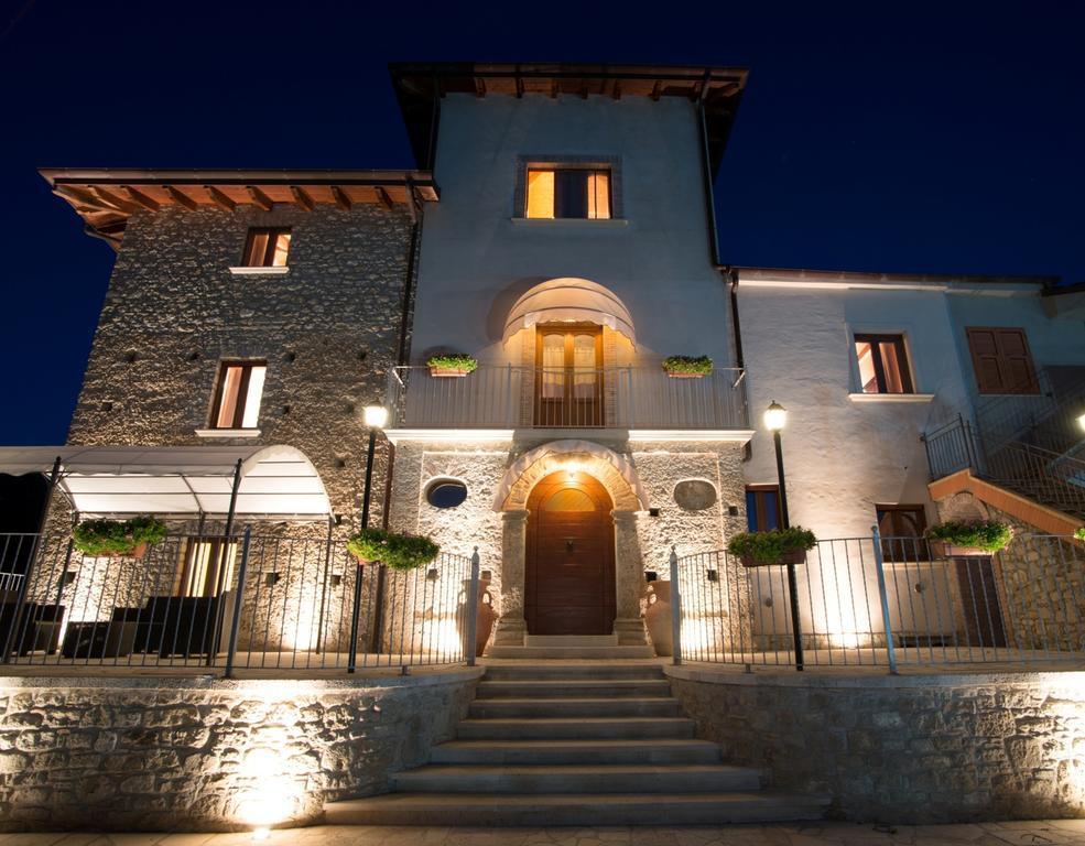 Agriturismo U' Casinu Da Scala 캄포라산지오바니 외부 사진